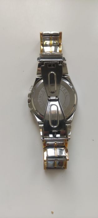 Zegarek analogowy Geneva, złoty kolor