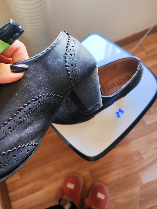 Sapatos pretos salto