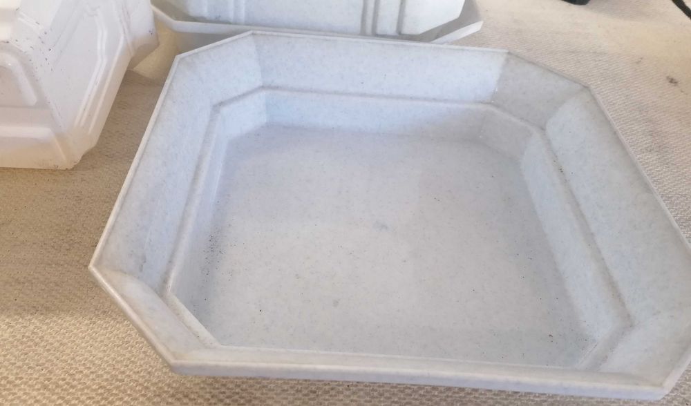Vasos de plantas, novos, o lote por 7€