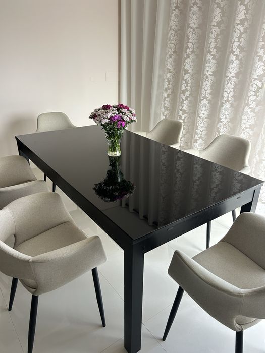 Mesa de jantar IKEA extensível + tampo de acrílico