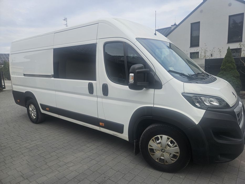 Peugeot Boxer 7osób