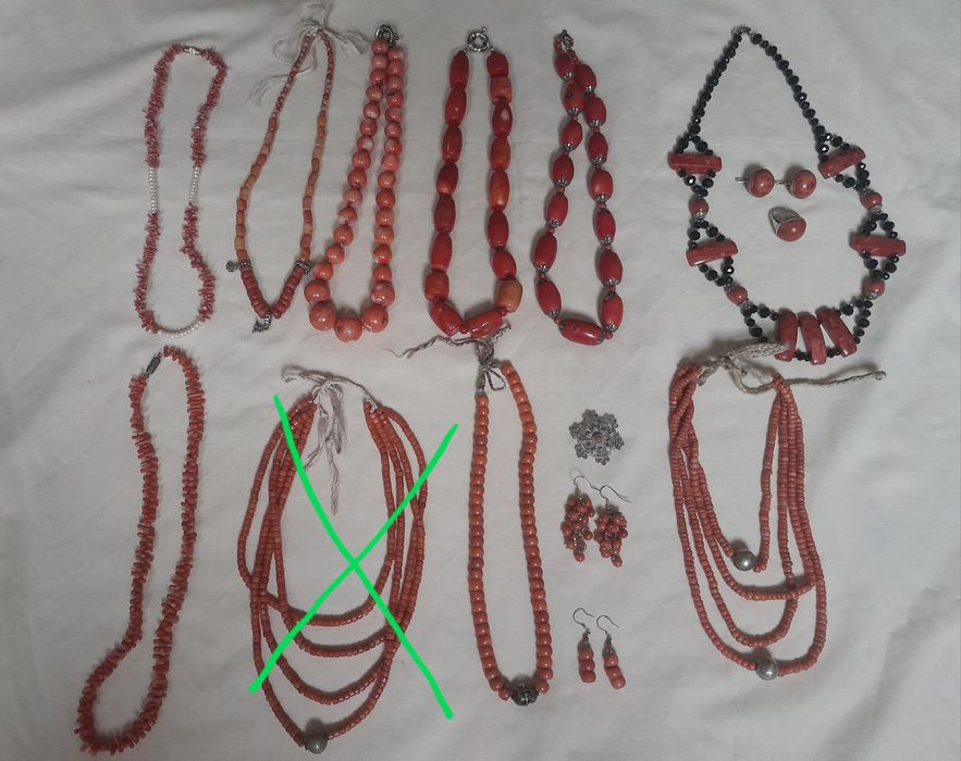 Коралл,коралловые бусы,серьги...