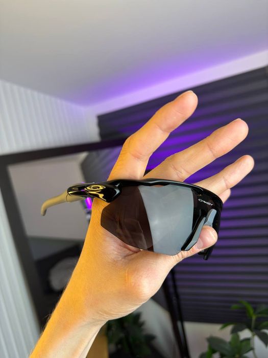 Тактичні окуляри Oakley