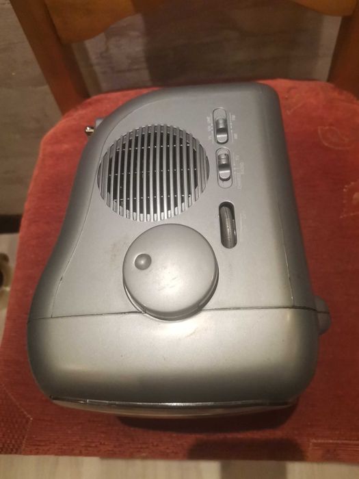 Телевізор vitek працюэ