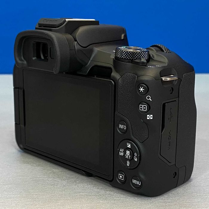 Canon EOS R50 (Corpo) - 24.2MP | NOVA | 3 ANOS DE GARANTIA