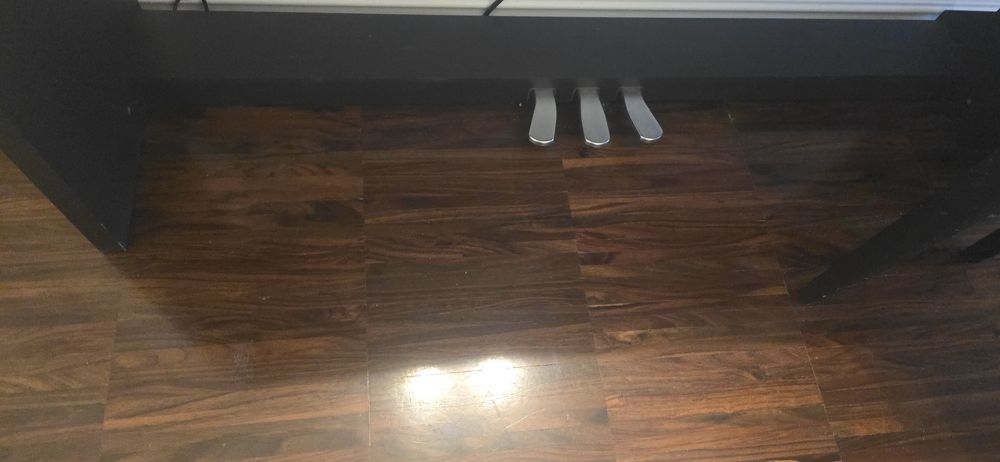 Japońskie pianino cyfrowe elektryczne Korg LP-350 + regulowany stołek