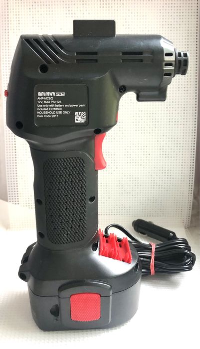 Портативний повітряний компресор Air Hawk Pro з цифровим манометром