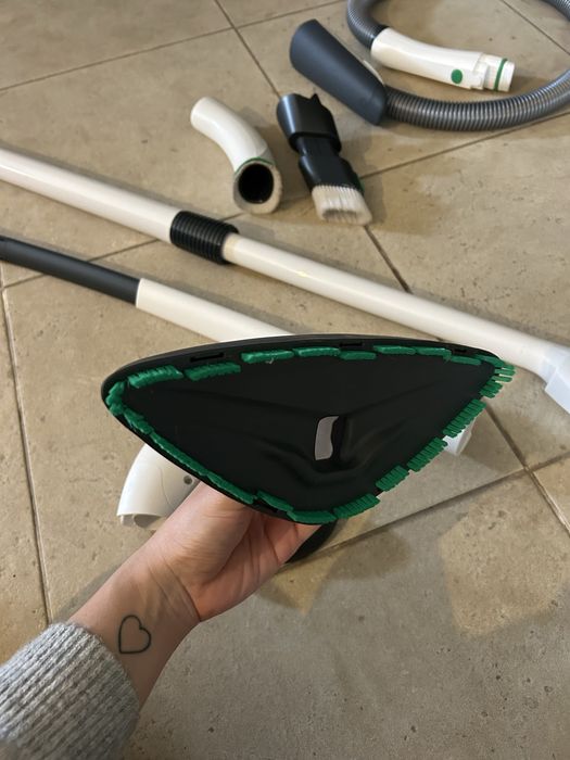 Acessórios de limpeza do Kobold VB100 + mochila