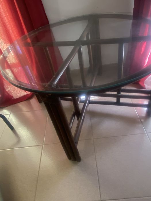 Mesa apoio pes bambu