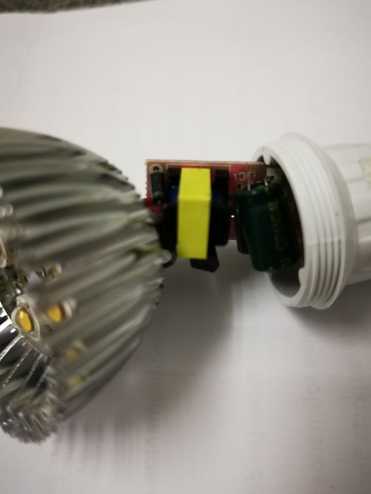 Foco Lâmpada led MR16/GU5. 3 - 220V - 4watts (4 leds cada)