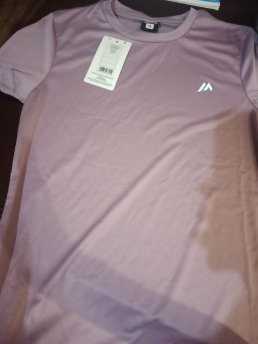 Koszulka damska nowa S