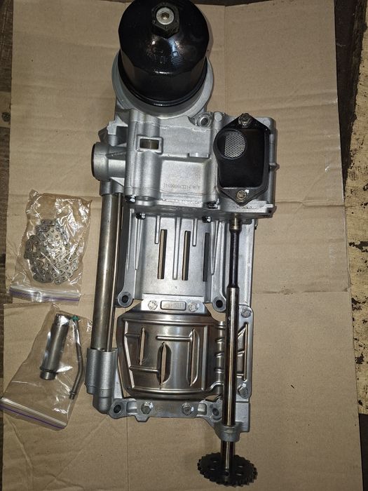 Маслонасос n62b48 bmw x5 4.8  7545055