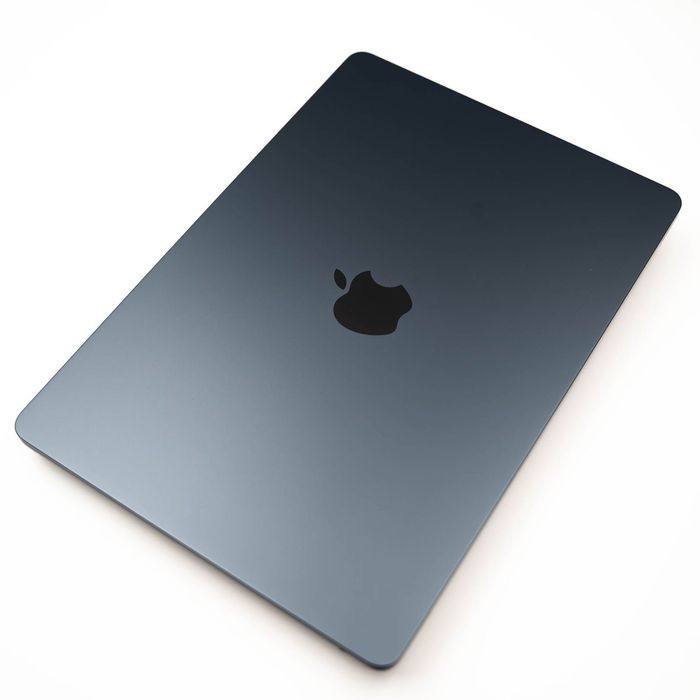 Nowy MacBook Air 13” M3 –Midnight 16GB 256 GB