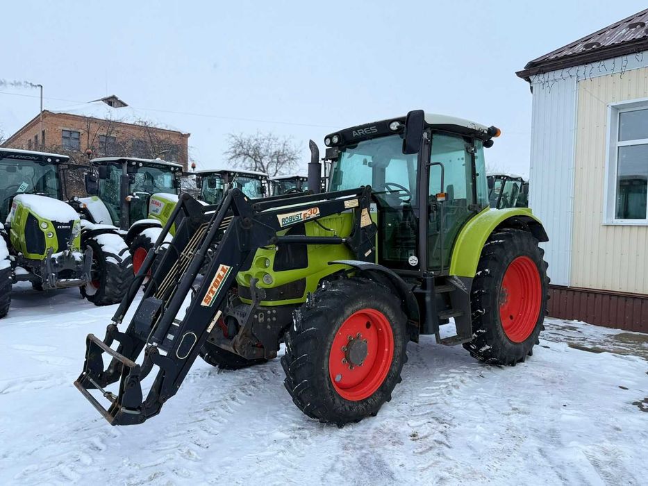 Трактор Ares 557 З фронтальним навантажувачем