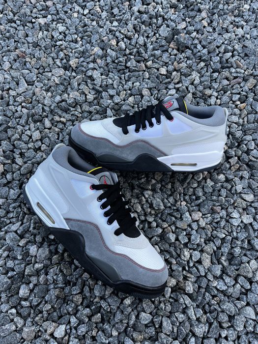 Оригінал Air Jordan 4 RM