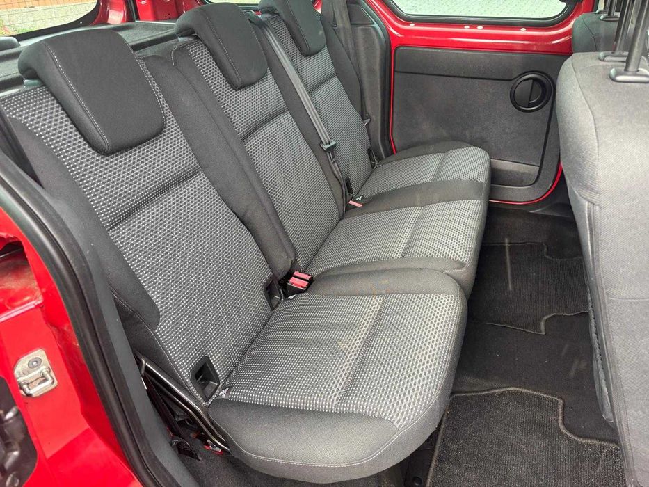 Samochód Mercedes Citan Osobowy