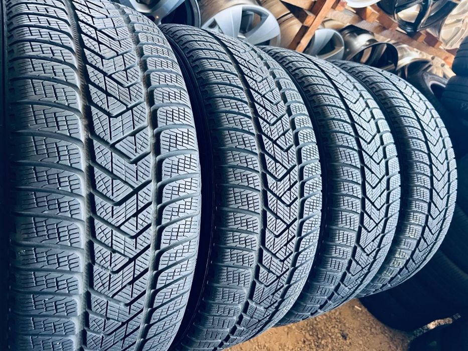 Шини Резина Зимові 235 60 18 Pirelli Scorpion Winter 4шт