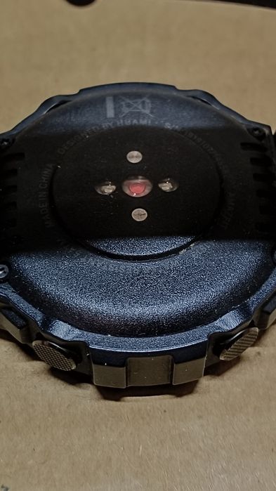 Smartwatch amazfit t rex uszkodzony