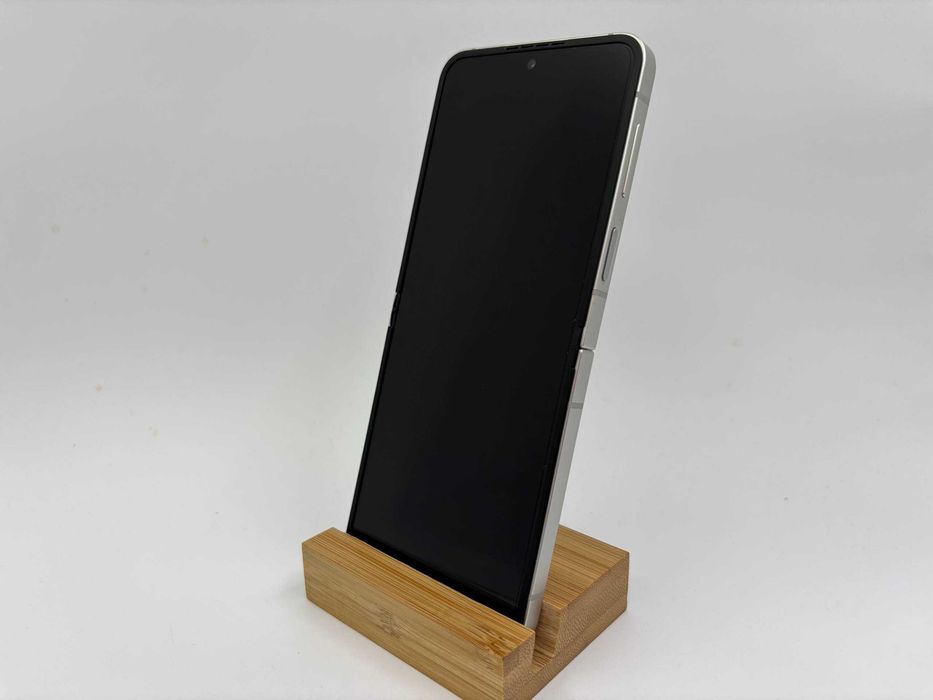 Samsung Galaxy Flip 7 FE 256GB White ГАРАНТІЯ 6 Місяців