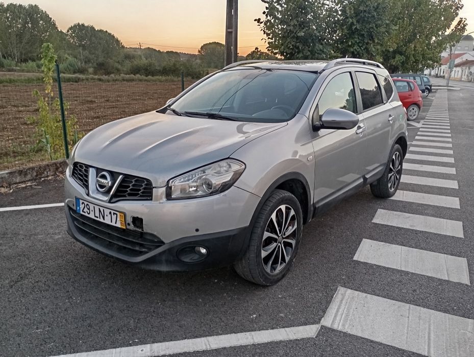 Nissan Qashqai + 2