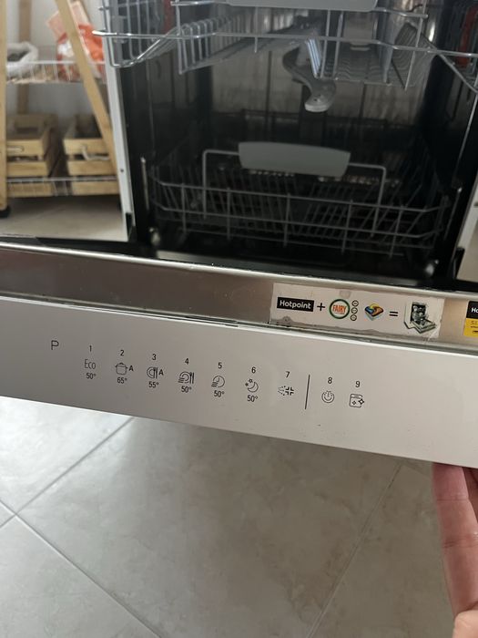 Maq lavar loiça Hotpoint - para peças ou arranjo
