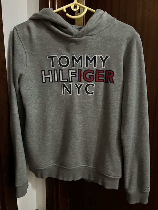 Lote 4 artigos Tommy Hilfiger - Rapaz 14/16 anos