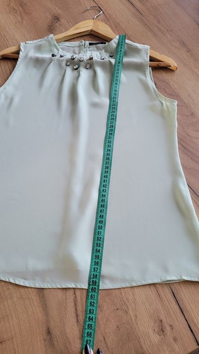 Bluzka top śliska Mohito XS 34 miętowa bez rękawów koszulka do pracy c