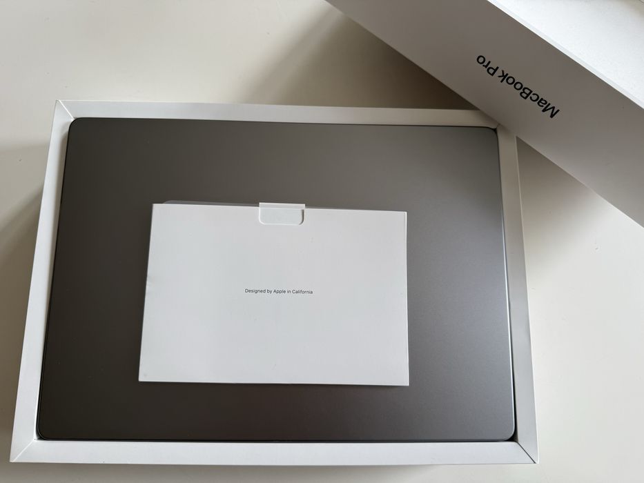 MacBook Pro 14” M1 Pro | 32GB RAM | 1TB SSD (2022)