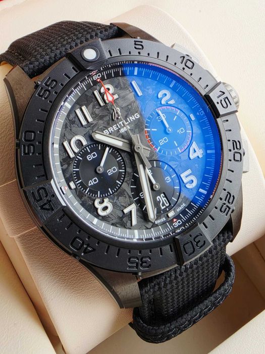 Breitling Avenger B01 Chrono. 44 Night Mission 2024r. / Gwar. do 2032r