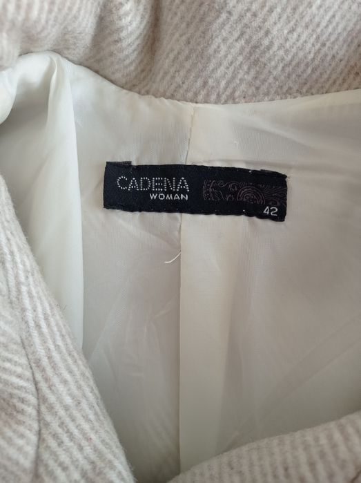 Casaco de senhora quentinho.