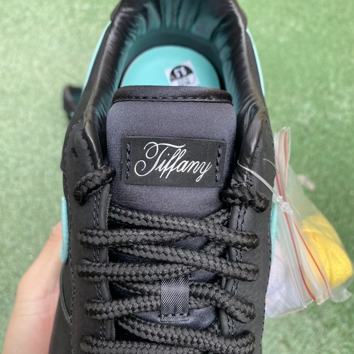 Nike Air Force x Tiffany
