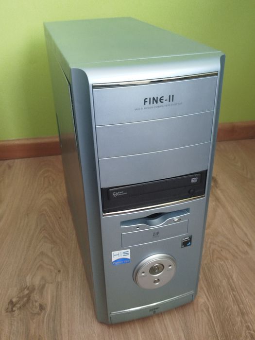 Komputer stacjonarny