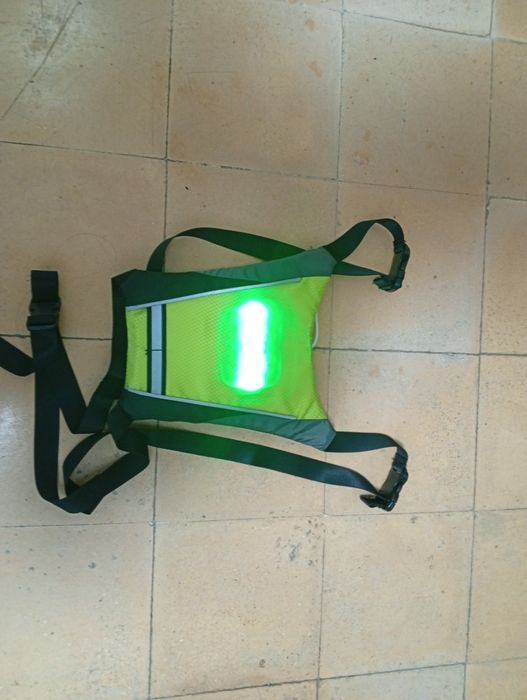 Triângulo luminoso de desporto