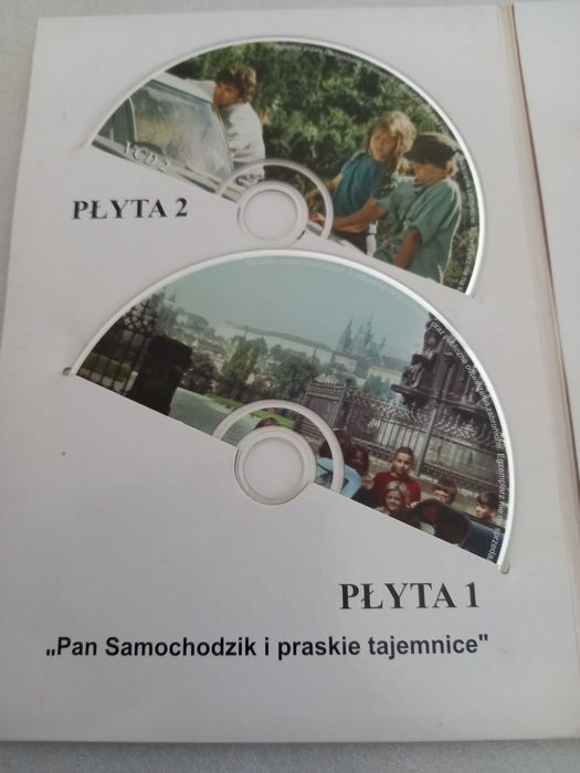 2 Filmy na VCD: "Pan Samochodzik i Niesamowity Dwór" + "Pan Samochodzik i Praskie Tajemnice"