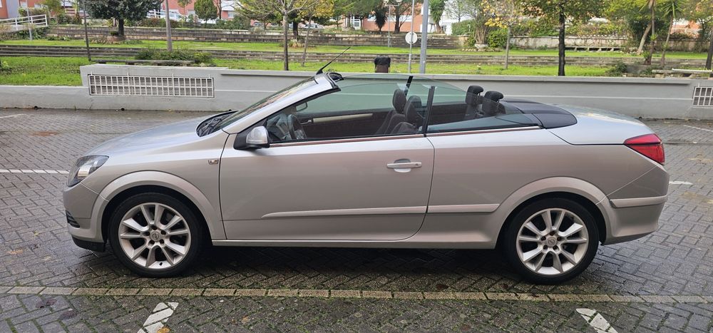 Opel astra 1.9 cdti twintop cabrio 06 Como novo