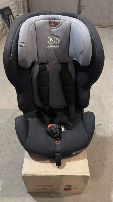 Дитяче крісло kinderkraft isofix