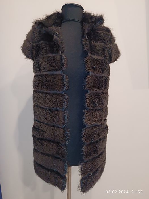 Жилетка з натурального хутра