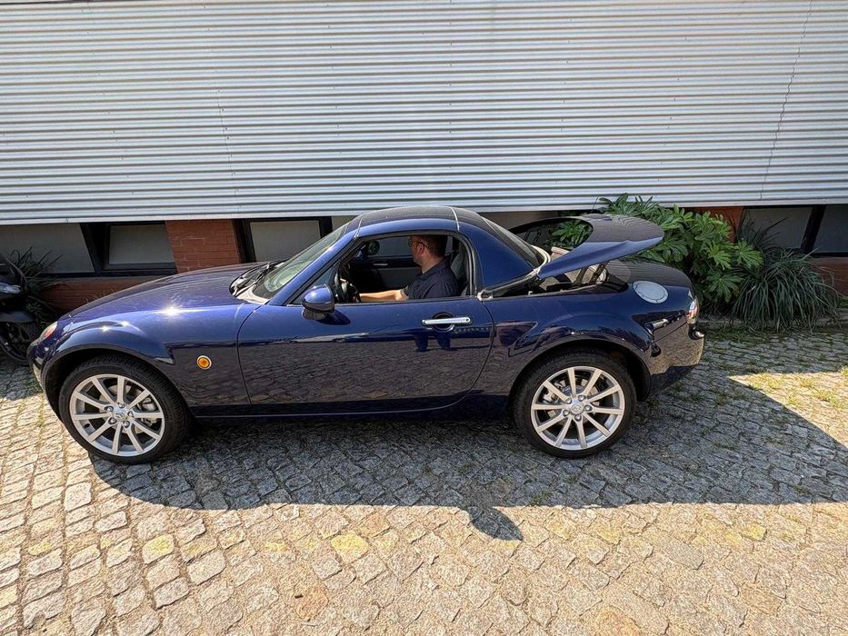 Mazda MX 5 de 2008 Cabrio com Hard Top de abertura automática