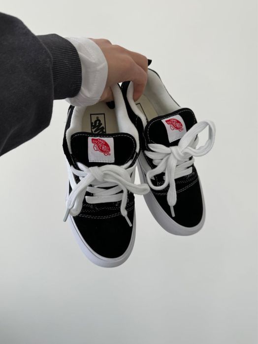 36-41 р кросівки Vans Knu Skool Platform Black/White