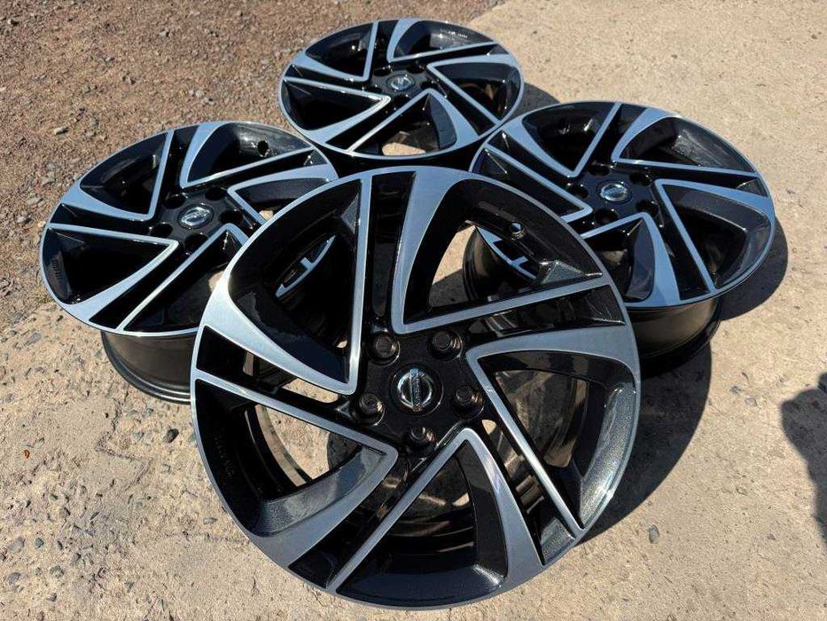 Диски R17 5x114.3 Nissan X-Trail Rogue Juke Qashqai Renault Megane 4