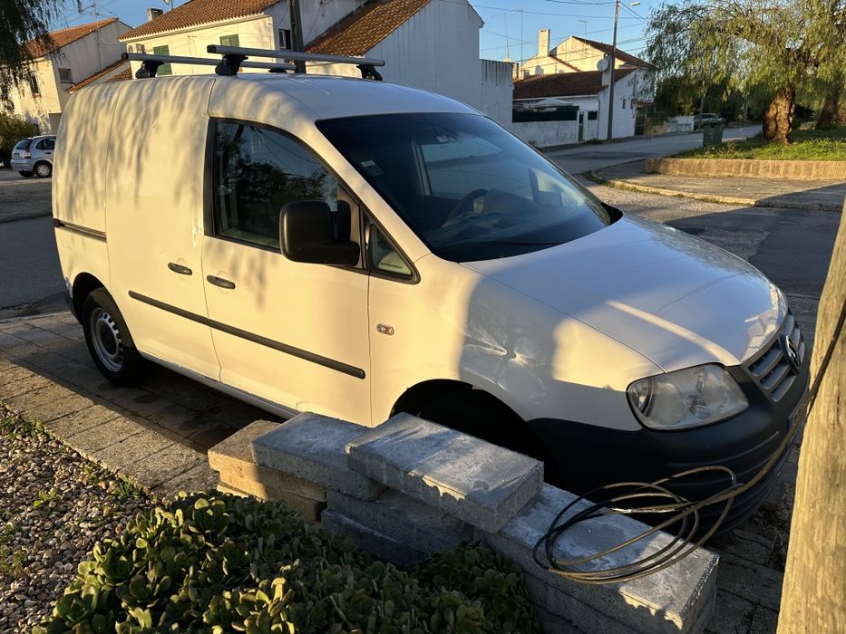 VW Caddy impecável