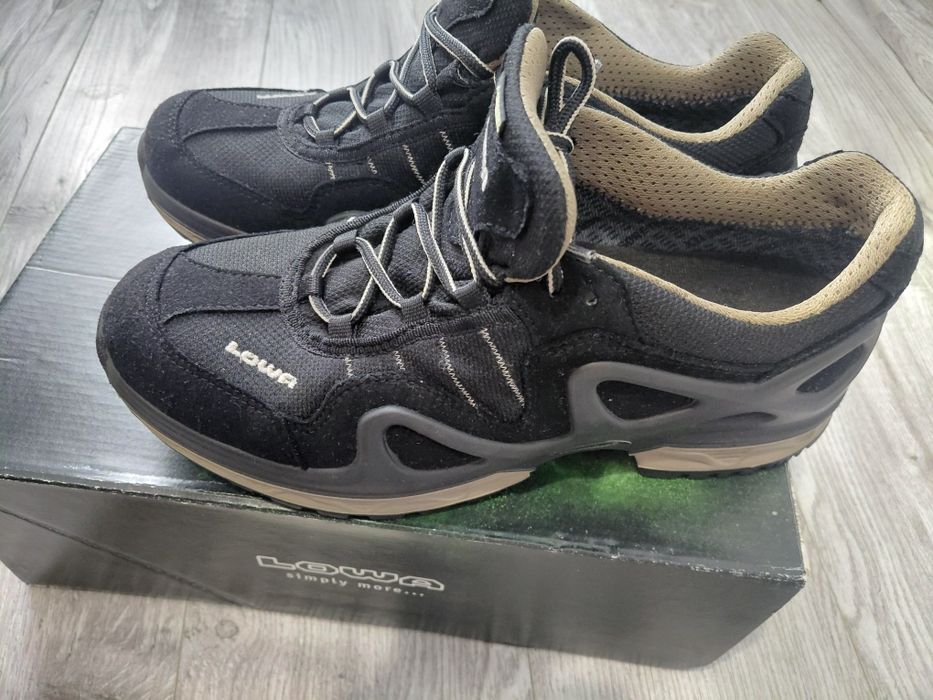 Продам нові кросівки Lowa Gorgon GTX Ws 41 р