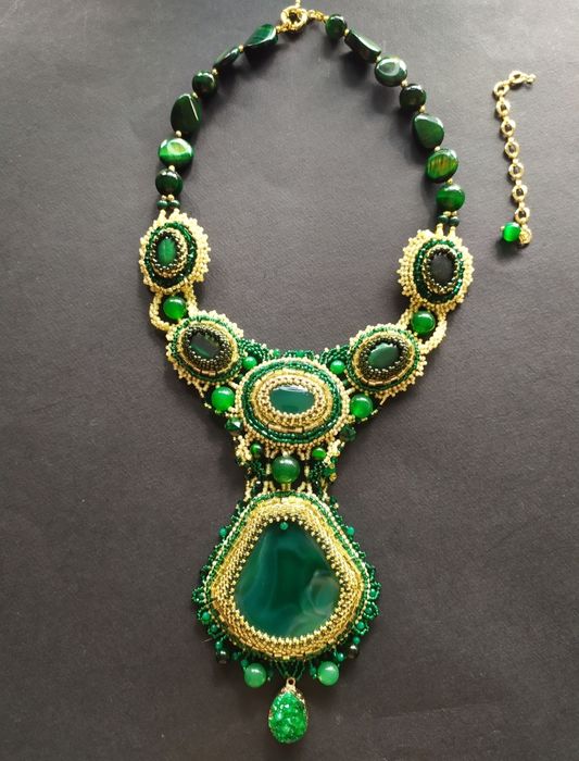 Jóias de autor de uma artista Ucraniana