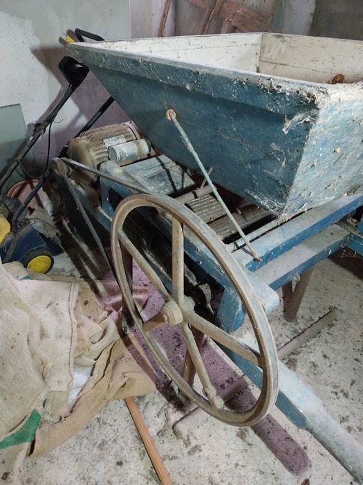 Trituradora de uva antiga