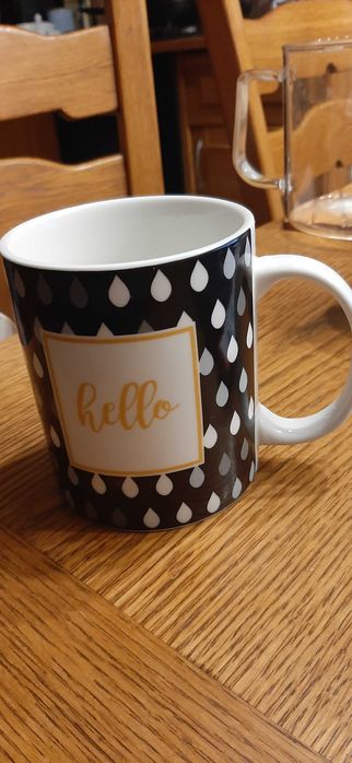 kubek porcelanowy hello