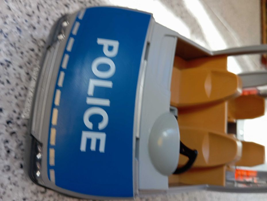 Carro polícia playmobil