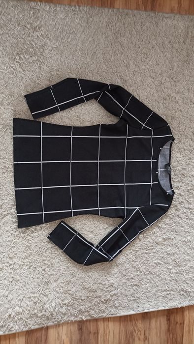 Elegancka bluzeczka z długim rękawem AX Paris rozmiar xs