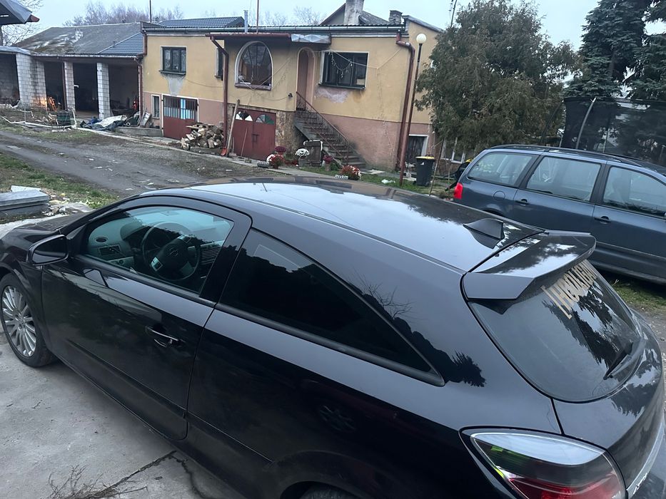 Opel Astra h gtc 2.0t