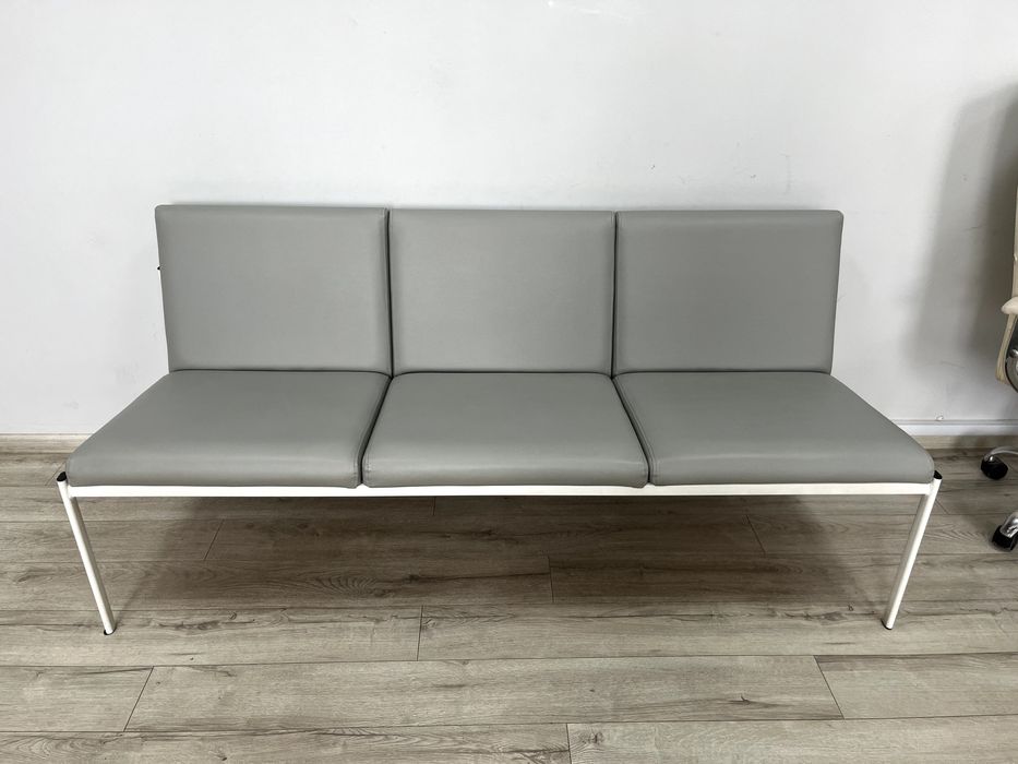 Диван для рецепцій