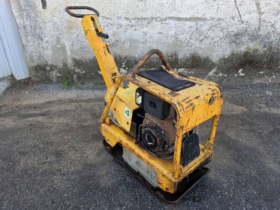 Placa Compactadora / Vibratória Meiwa RP300 - Motor a gásoleo Yanmar - Arranque elétrico